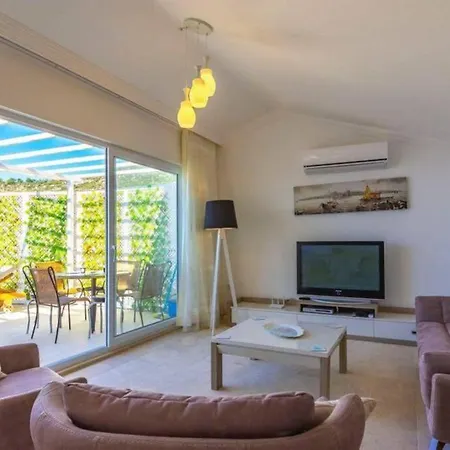 Vila Vuslat Apart-top Floor Duplex With Pool