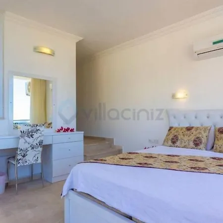 Vuslat Apart-top Floor Duplex With Pool Vila *