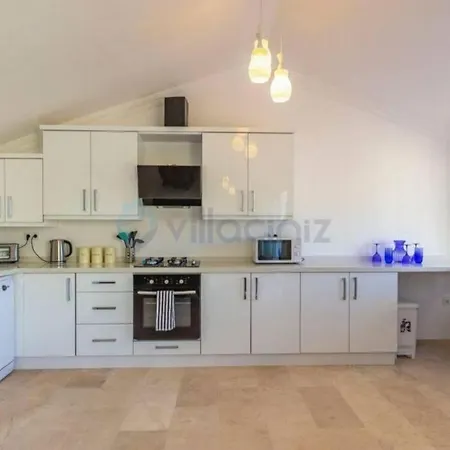 Vuslat Apart-top Floor Duplex With Pool Vila