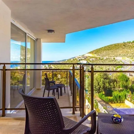 Vuslat Apart-top Floor Duplex With Pool Kalkan