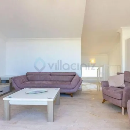 Vuslat Apart-top Floor Duplex With Pool Villa